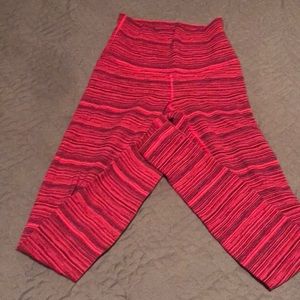 Lululemon size 4 pants excellent condition